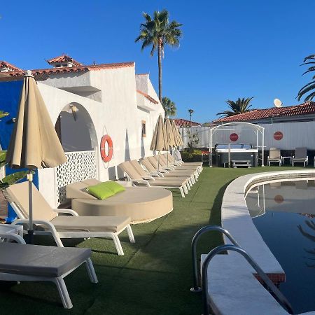Rainbow Golf Bungalows, Gay Men-Only Resort Маспаломас Экстерьер фото